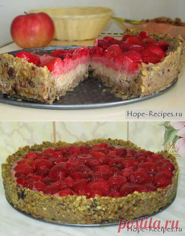Торт без выпечки с грецкими орехами и клубникой « Рецепты Надежды