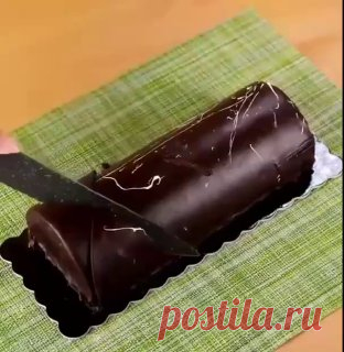 ЯжеХозяйка 😂 Режем десерт на большую компанию 

#кулинария