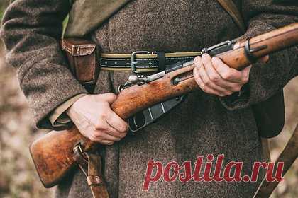 Сообщение о приговоренной к расстрелу девочке из СССР оказалось недостоверным. Сообщение о том, что в СССР 12-летняя девочка была приговорена к расстрелу за массовое убийство, оказалось недостоверным. В действительности на снимке, использовавшемся в публикациях, запечатлена 14-летняя полячка Чеслава Квока, которая была убита в концлагере Аушвиц-Биркенау (Освенцим) в 1943 году.