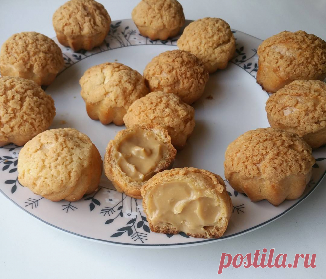 Gerli. Estonia. в Instagram: «It's #internationalmensday so my bf received these babies this morning. #Profiteroles with #biscuit topping and #caramelized…» 44 отметок «Нравится», 1 комментариев — Gerli. Estonia. (@moonihelves) в Instagram: «It's #internationalmensday so my bf received these babies this morning. #Profiteroles with #biscuit…»