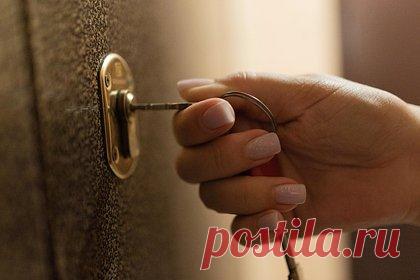 Россиянам назвали признаки опасных сделок с жильем