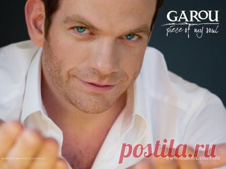 Квазимодо снова поет о любви! Волшебная песня и истинно французский шарм!
Есть люди, которых невозможно забыть! Гару один из них: обладает необыкновенным, непохожим на других, голосом,красив, привлекателен! Его песни-отдушина, луч солнца в дождливую погоду!
Певец Гару …