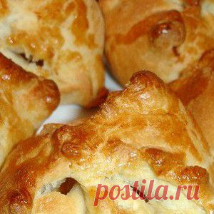 Конвертики с яблоком, изюмом и корицей - BestCook
