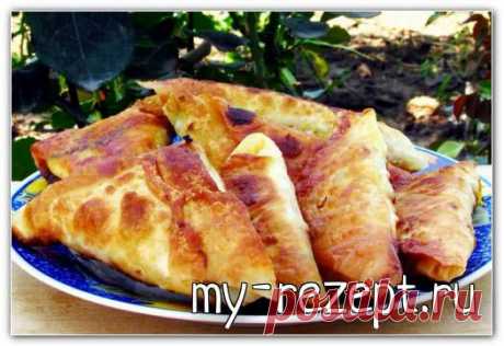 Пирожки из лаваша с сыром, колбасой и зеленью