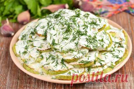 Из кабачков, свежего огурца и сметаны готовлю вкуснейшую закуску. Все, кто пробует ее, просят рецепт | Совет да Еда | Яндекс Дзен