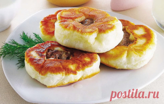 Беляши — пирожки из нежного теста с сочной ароматной мясной начинкой! |