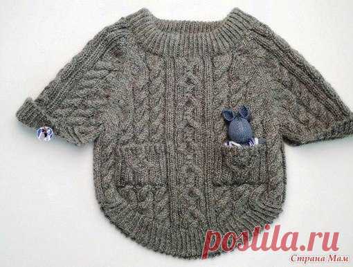 ДЕТСКИЙ ПУЛ СПИЦАМИ 
Никак не пойму регланом сверху вязать или снизу начинать.
Как вы думаете?

Вяжем укороченные ряды.http://www.stranamam.ru/post/7374048/

Центральный Аран не из самых простых и для новичков лучше сначала потренироваться его вязать.

Нужно будет считать петли рисунка и попутно петли прибавок. Будьте внимательны, не торопитесь.

Мои нитки


Буду вязать в две нити спицами 3.

Процесс смотрите в комментариях. 

Внимание! На схеме жгутик из 6 петель а я вяза...