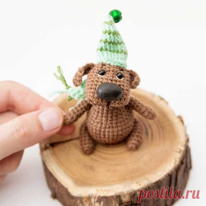 PDF Маленькая собачка. FREE amigurumi crochet pattern. Бесплатный мастер-класс, схема и описание для вязания игрушки амигуруми крючком. Вяжем игрушки своими руками! Щенок, собака, собачка, dog, puppy, hund, köter, cachorro, pies, perro, cão. #амигуруми #amigurumi #amigurumidoll #amigurumipattern #freepattern #freecrochetpatterns #crochetpattern #crochetdoll #crochettutorial #patternsforcrochet #вязание #вязаниекрючком #handmadedoll #рукоделие #ручнаяработа #pattern #tutorial #häkeln #amigurumis