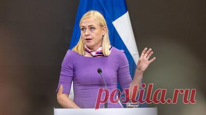 Захарова пообещала отправить главе МИД Финляндии книгу о русофобии. Официальный представитель МИД России Мария Захарова пообещала передать главе МИД Финляндии Элине Валтонен книгу о финской русофобии и указала, что Хельсинки до войны 1939—1940 годов дважды нападал на Советскую Россию. Читать далее