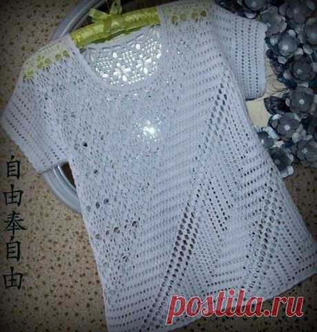 Ажурный голубой топ крючком