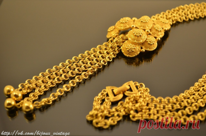 Колье Trifari 1970-х годов в стиле лассо Боло.