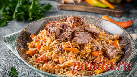 ВКУСНЫЙ РАССЫПЧАТЫЙ ПЛОВ В МУЛЬТИВАРКЕ! ПродуктыРис (лучше всего пропаренный длиннозерный) - 500 гМясо (любое) - 500 гМорковь - 2 шт.Лук репчатый - 2 шт.Чеснок - 3 головкиМасло растительное - 100 млСоль и специи по вкусу.Воды - выше риса на 1-1,5 см