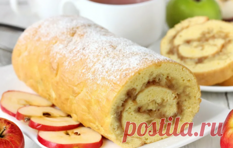 Осенний бисквитный рулет с яблоками Осень — идеальное время для ароматной домашней выпечки. Сегодня мы приготовим нежный бисквитный рулет с яблочной начинкой. Готовится он очень просто, а результат приятно удивит: воздушное тесто,...