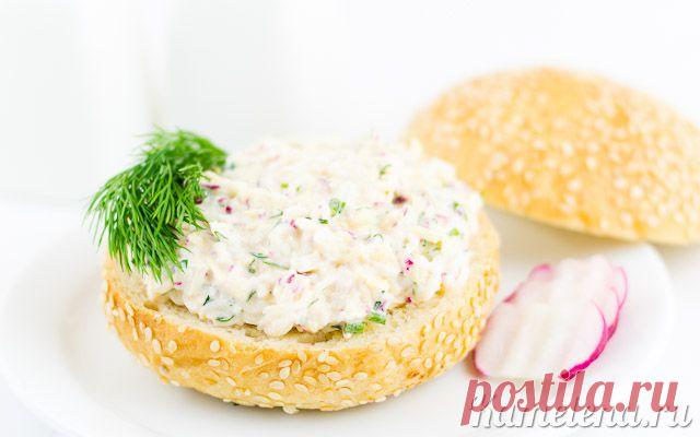 Закуска из редиса, сыра и яиц