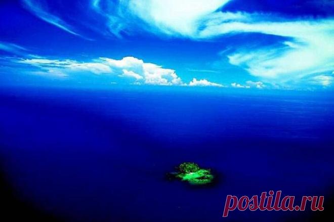 Маленький островок "Гарисса" недалеко от Австралии