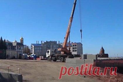 IT-кампус появится в Нижнем Новгороде раньше срока. IT-кампус «Неймарк» появится в Нижнем Новгороде раньше срока благодаря финансовой поддержке в размере 3,5 миллиарда рублей, которую планируется направить из госбюджета. До этого средства были запланированы на 2024 год, однако ввиду важности проекта для региона было принято решение о выделении их уже в текущем.