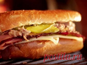 Кубинский сэндвич со свининой в маринаде Мойо