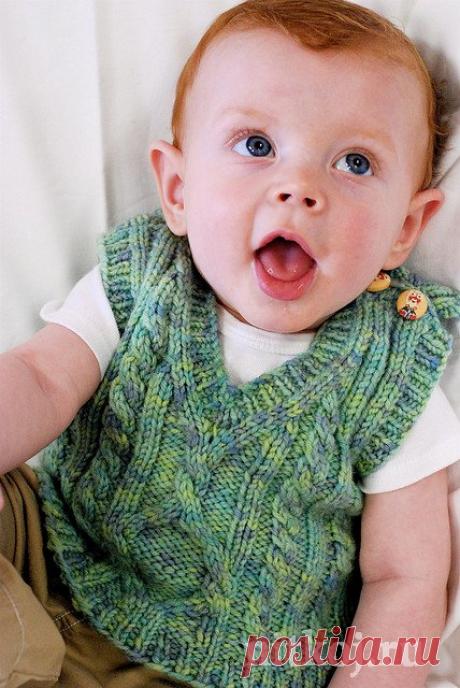 Безрукавка мальчику спицами