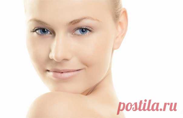 Чтобы раз и навсегда забыть о словосочетании «проблемная кожа».

Рецепт:
белок яйца
3-4 капли масла чайного дерева (можно купить в любой аптеке)
крахмал

Белок яйца взбиваем до пенки, добавляем масло чайного дерева, понемногу добавляем крахмал, помешивая, до консистенции сметаны (только не сильно густо). Наносим на кожу лица, избегая зон рта, глаз. Держим до полного высыхания (10-15 мин) смываем теплой кипяченой водой. Обязательно после смывания протереть кожу лосьоном или...