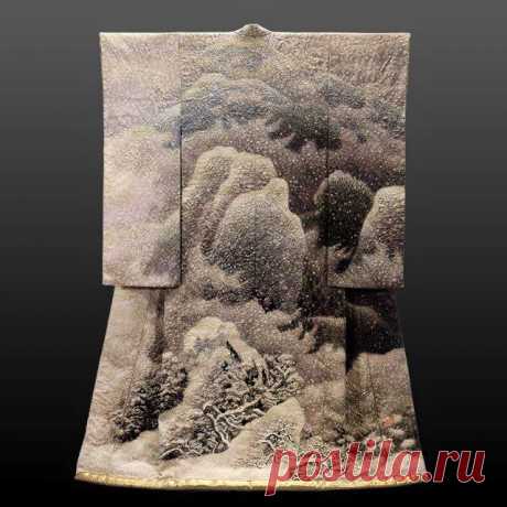Kimono 着物
Itchiku Kubota 1917-2003, Japan
久保田 一竹
零 (晩冬の雪景色) / Late winter snow scene Harumi Mizukubo