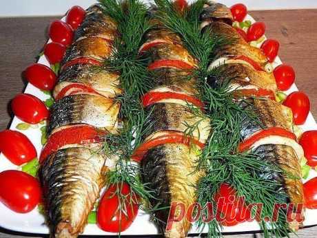Шустрый повар.: СКУМБРИЯ ЗАПЕЧЁННАЯ.