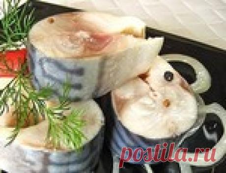 Кулинария >В таком маринаде скумбрия не уступает по вкусу красной рыбе