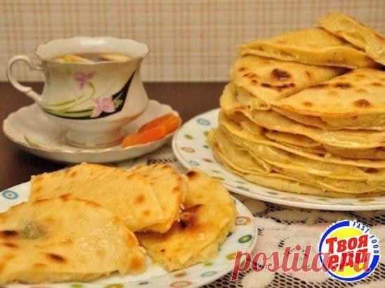 Вся восточная кухня достойна внимания. И уж точно эти татарские лепешки с картошкой (кыстыбый). Готовятся легко, без особой мороки. Очень вкусные! 
Рецепт на сайте: http://fb.me/2YgRNMijh 
Приятного аппетита!