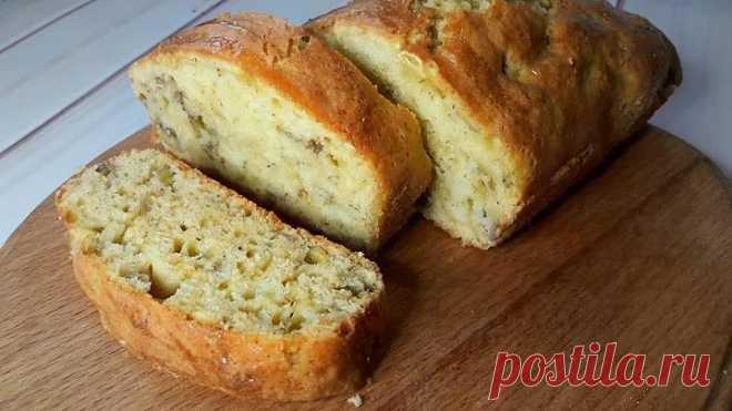 Очень вкусный банановый кекс. Очень нежный, пористый и ароматный.