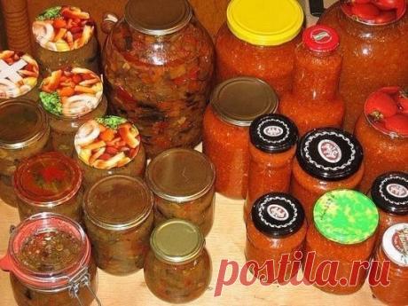 9 топ-рецептов консервации на зиму. 
1. Помидоры "Пальчики оближешь!"
2. Ароматная цветная капуста
3. Греческая закуска
4. Закуска свекольная
5. Салат с рисом "Мамин"
6. Кабачки в остром соусе 
7. Консервированные помидоры с арбузами
8. Грибная икра
9. Салат со свеклой и кабачками