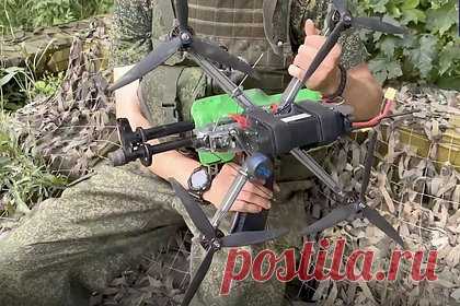 ВС России применили FPV-дрон с автоматом Калашникова в зоне СВО
