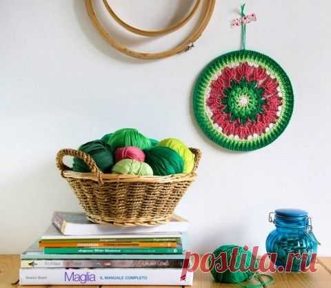 Красивая мандала крючком. О чём говорят цвета мандалы