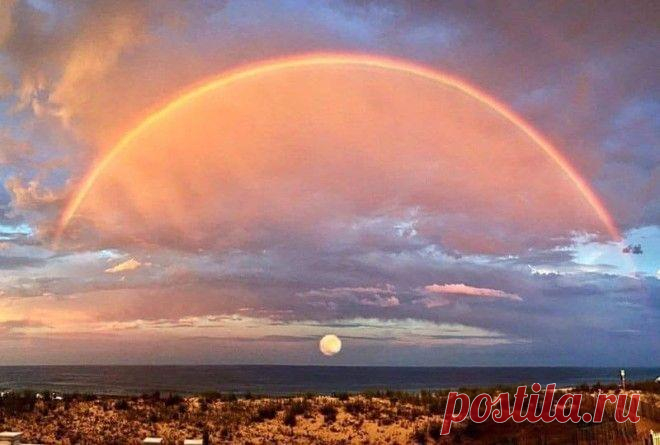 16 потрясающих кадров из разных уголков мира, от которых дух захватывает То что творит природа не сотворит ни один даже самый одарённый художник, тут уж без обид. И мы, люди, тоже не сплоховали, произведя на свет такие изобретения как фотография и интернет. Теперь мы можем...