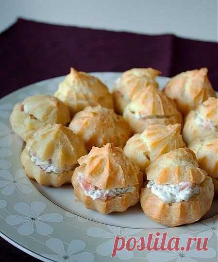 Профитроли со сливочным сыром и лососем - Простые рецепты Овкусе.ру