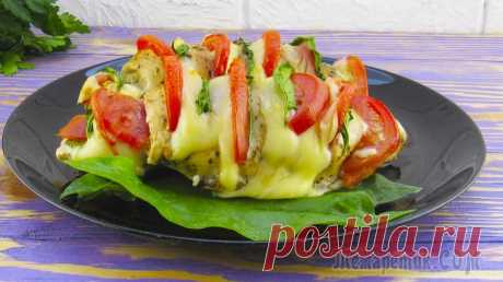 Фаршируем куриные грудки сыром и помидорами и запекаем! Так просто и вкусно! Приветствую всех. Сегодня я хочу с Вами поделиться рецептом приготовления фаршированной куриной грудки, сыром и помидорами. Блюдо получается очень сочным и вкусным, а готовиться очень быстро из доступ...