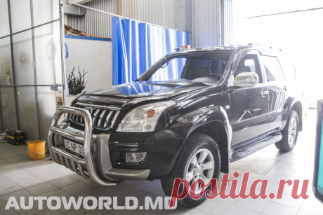 Toyota Land Cruiser Prado с новым лобовым стеклом