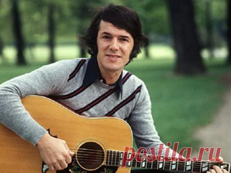 На излёте зимы. Песня- "Падает снег" 
Сальваторе Адамо- “Падает снег”
Очень красивая песня на излёте зимы. Просто взял комментарии из соцсетей. Я думаю, что лучше не скажешь. Иногда, хочется немного погрустить…
Снег кружится,
Ты сегодня …