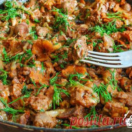 Рецепт: Куриная печень с грибами