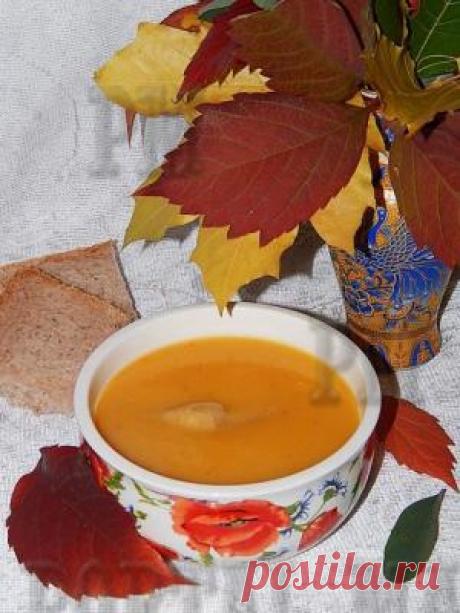 Суп-пюре морковно-картофельный (Суп-пюре моркв'яно-картопляний)Яркий осенний супчик. Питательный и легкий. Продукты для его приготовления найдутся практически на каждой кухне.