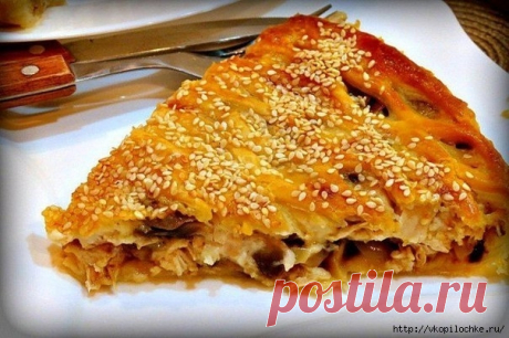 Пирог с курицей и грибами