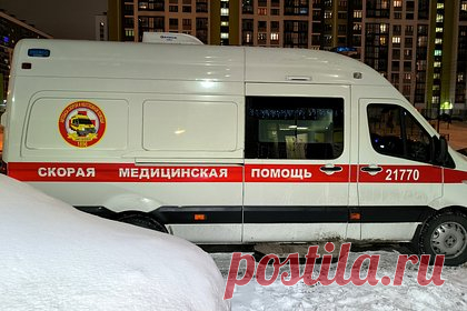 Бас-гитариста группы «Аракс» госпитализировали во время выступления в театре. Бас-гитариста советской рок-группы «Аракс», музыканта театра «Ленком» Николая Парфенюка госпитализировали с подозрением на сердечный приступ. 27 января артиста увезли в больницу прямо с постановки в культурном учреждении, где он принимал участие. Коллеги музыканта заметили у него нарушенную речь.