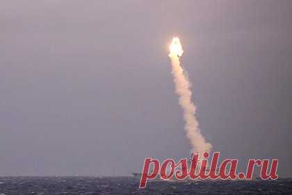 В США заявили о пугающих планах России. Российская программа создания гиперзвуковых ракет пугает США. Такое утверждение высказал директор Центра безопасности и арктической устойчивости Трой Буффард. «Стратегически русские хорошо сработали. Их планы пугают», — сказал он. Эксперт пояснил, что такие ракеты невозможно перехватить.