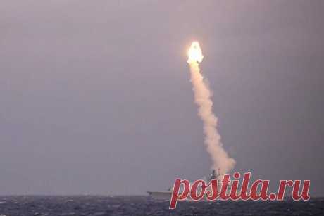 В США заявили о пугающих планах России. Российская программа создания гиперзвуковых ракет пугает США. Такое утверждение высказал директор Центра безопасности и арктической устойчивости Трой Буффард. «Стратегически русские хорошо сработали. Их планы пугают», — сказал он. Эксперт пояснил, что такие ракеты невозможно перехватить.