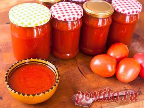 Домашний кетчуп - выход около 3 л вкусного соуса к мясу, макаронам, гречке или как заправка в суп... Рецепт с яблоками и пряностями.