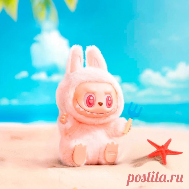 Labubu DADA 
Знакомьтесь с DADA — воплощением доброты и мягкости в коллекции Pop Mart «Have a Seat». Этот воздушный мечтатель уютно устроился на своём очаровательном троне, словно только что спрыгнул с пушистого облака. Его пастельная палитра, округлые формы и искренний взгляд наполняют пространство теплом и уютом.

оригинал купить недорого в Москве и России