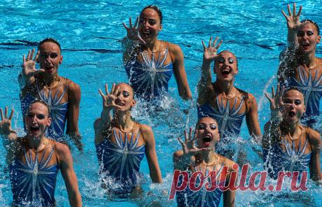 © Валерий Шарифулин/ТАСС. РИО-ДЕ-ЖАНЕЙРО, 19 августа. /Спец. корр. ТАСС Екатерина Мухлынина/. Главный тренер сборной России по синхронному плаванию Татьяна Покровская пока не обсуждала с командой, кто из спортсменок завершит карьеру после Олимпийских игр. Подробнее на ТАСС: https://tass.ru/sport/3552221 |  ТАСС: Спорт - Тренер пока не обсуждала с командой, кто из синхронисток РФ завершит карьеру после ОИ