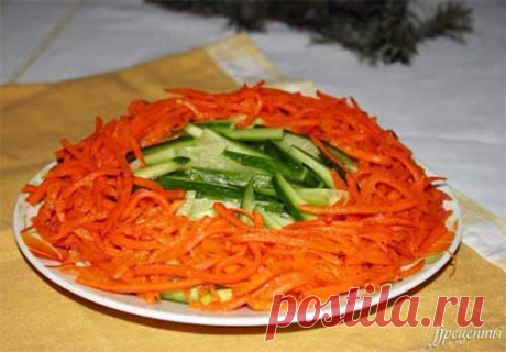 Салат со шпротами 
Ингредиенты: 

шпроты консервированные - 1 банка
кукуруза консервированная - 1/2 банки
огурец свежий - 1 шт.
морковь по-корейски - 100 гр
лук - 1 шт.
майонез - 2 ст. лож.

Приготовление:
Салат со шпр…