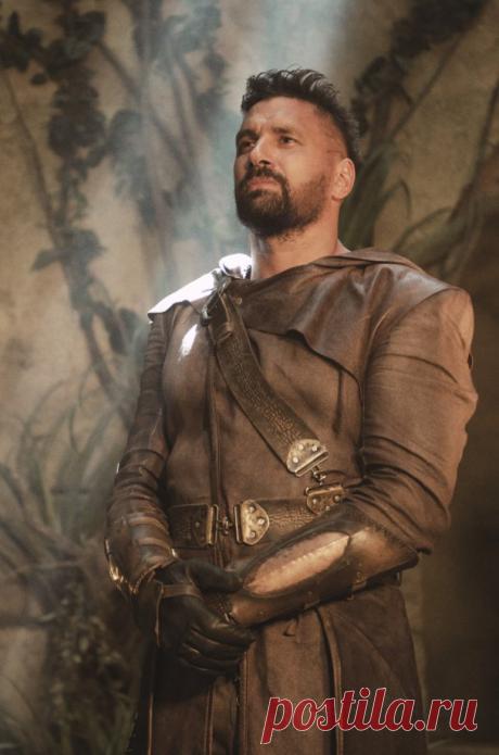 Ману Беннетт