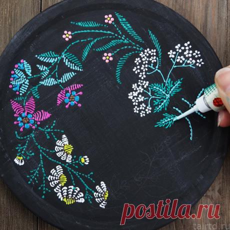 Имитируем вышивку гладью акриловыми контурами