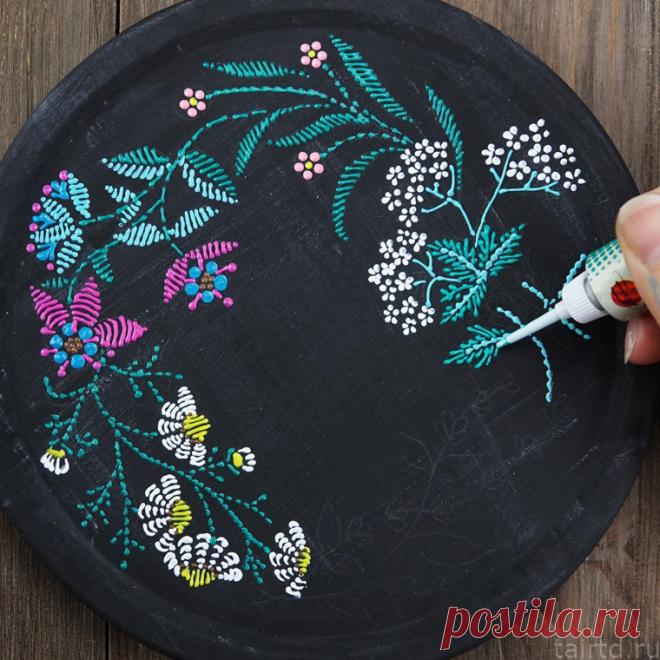 Имитируем вышивку гладью акриловыми контурами