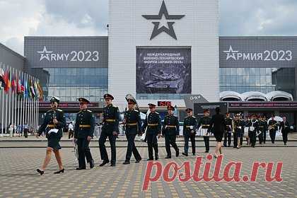 В России показали разведывательный «Шершень». На международном военно-техническом форуме «Армия-2023» показали разведывательный дрон «Шершень». Об этом ТАСС сообщил руководитель лаборатории внешнего пилотирования и эксплуатации беспилотных воздушных судов Научно-исследовательского института вычислительных комплексов Виталий Долгов.